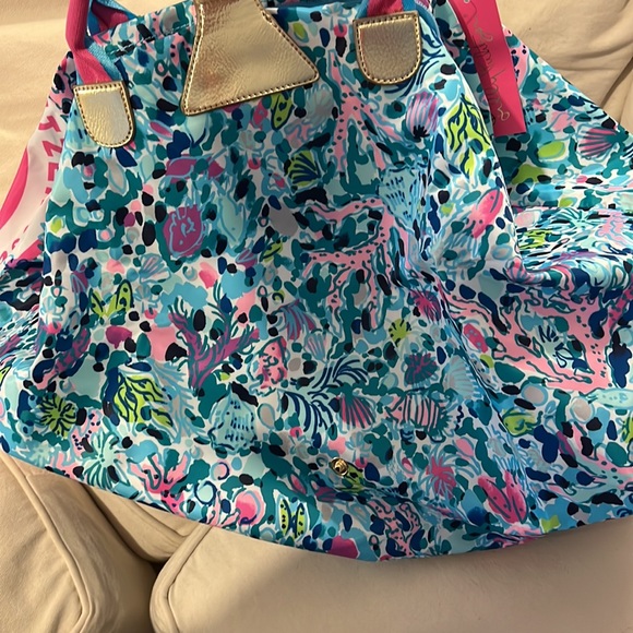 Lilly Pulitzer packable tote - Picture 5 of 7